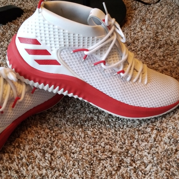 Men's White/Red Adidas Sneakers NWOT - Picture 5 of 6